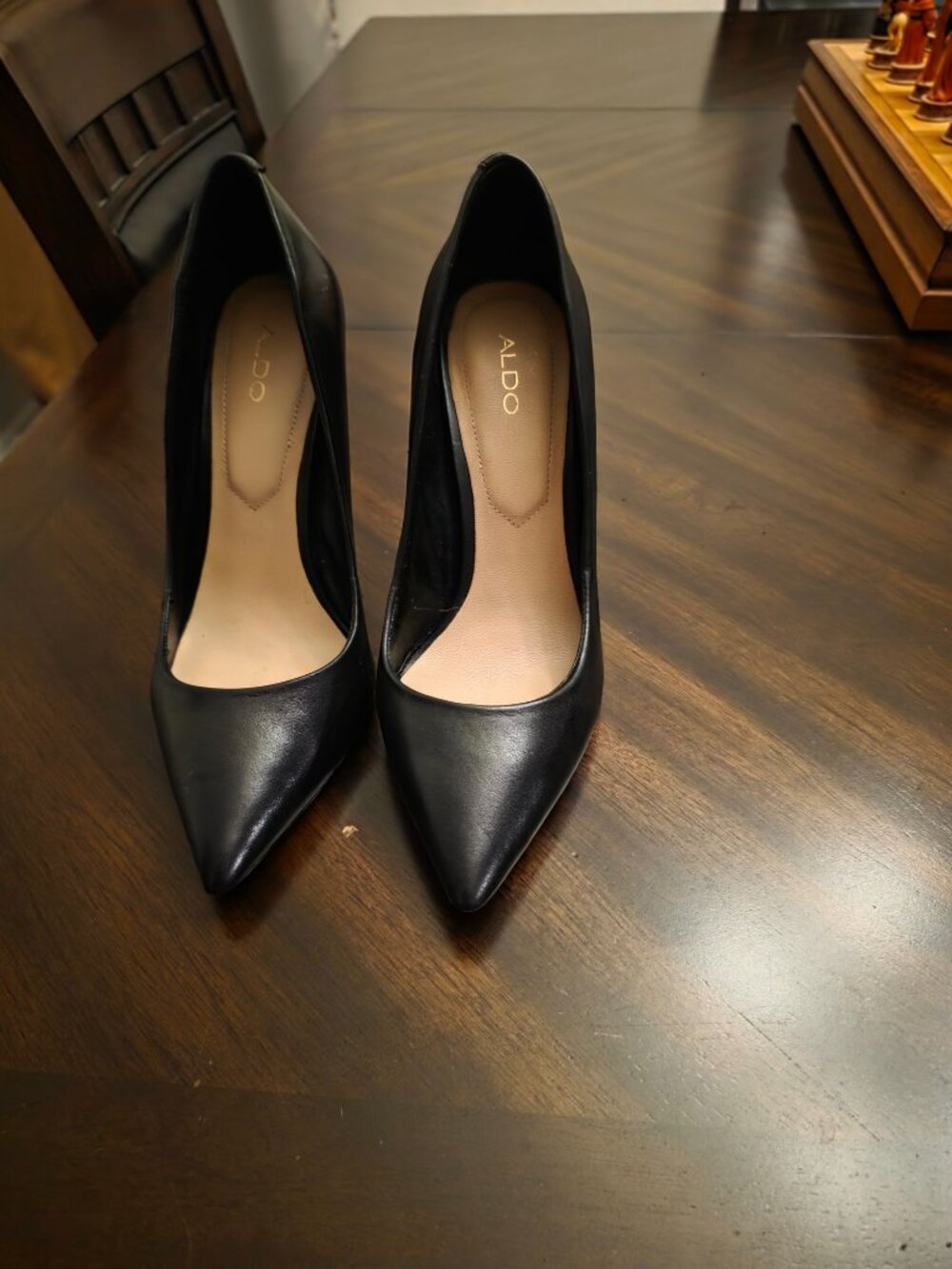 ALDO Black Leather Pointed-Toe Stiletto Pumps - Size 6 - Picture 3 of 5